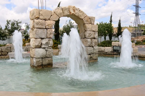 In the fountain water flowing — Stock Photo, Image