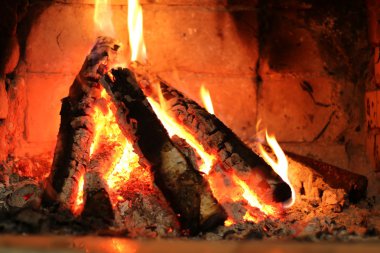 Huş yakacak odun yanan şömine