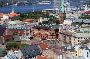 evler ve çatılar, Riga 