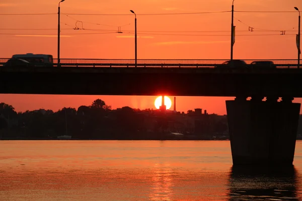 Sonnenuntergang auf der Daugava — Stockfoto