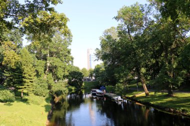 Riga şehirde yürümek 