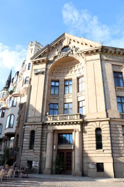 Riga şehirde yürümek 