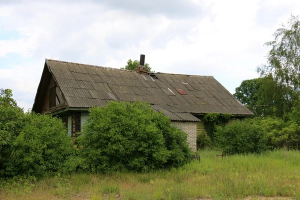 Casa da aldeia velha — Fotografia de Stock