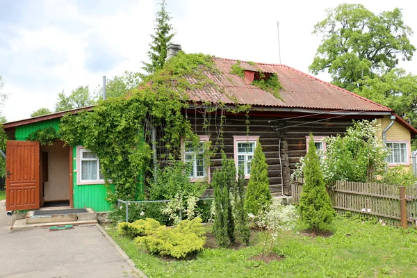 Casa da aldeia velha — Fotografia de Stock