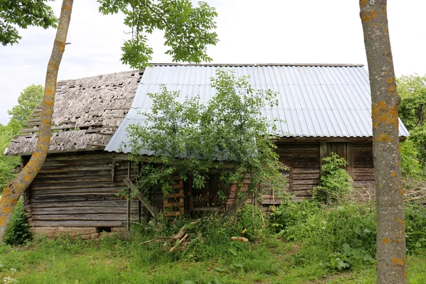 Altes Dorfhaus — Stockfoto