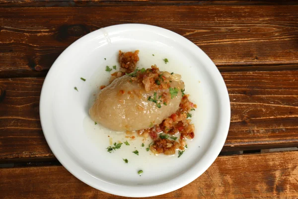 Masanın üzerine snack 