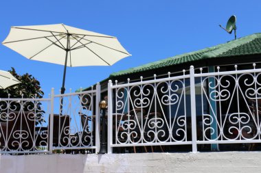 her zaman Sınırdaki telleri 