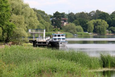 deniz kenarı İskelesi 