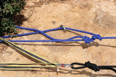 vadiye içine iniş için ip 