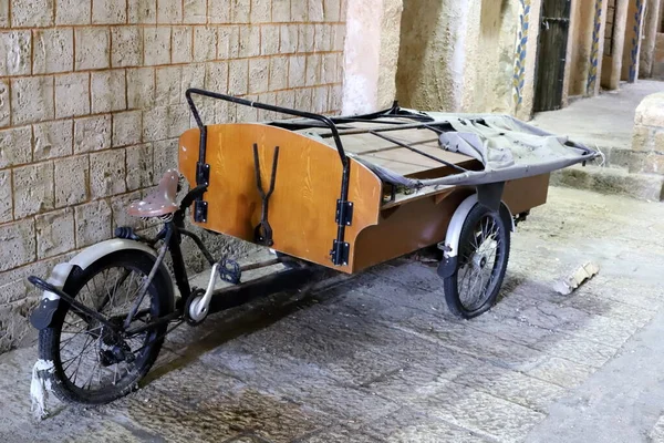 hand wheel cart for transporting goods and goods on the street in Israel