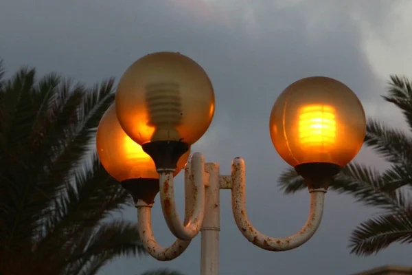 Projekt Latarni Dla Oświetlenia Ulicznego Dużym Mieście Izraelu — Zdjęcie stockowe