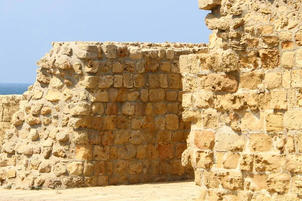 Parede Pedra Concreto Uma Antiga Fortaleza Cruzada Norte Estado Israel — Fotografia de Stock