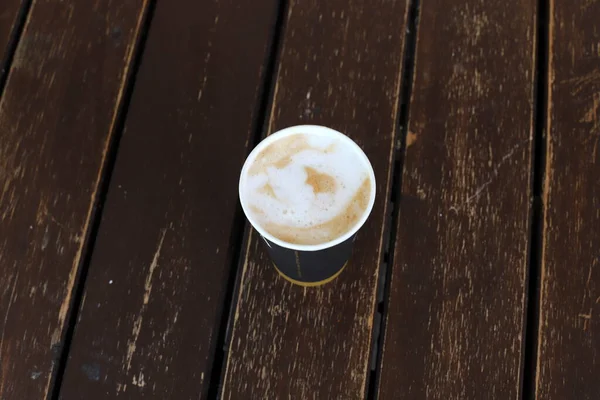Ein Glas Kaffee Auf Einem Tisch Einem Restaurant — Stockfoto