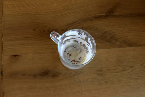 Een Glas Koffie Een Tafel Een Restaurant — Stockfoto