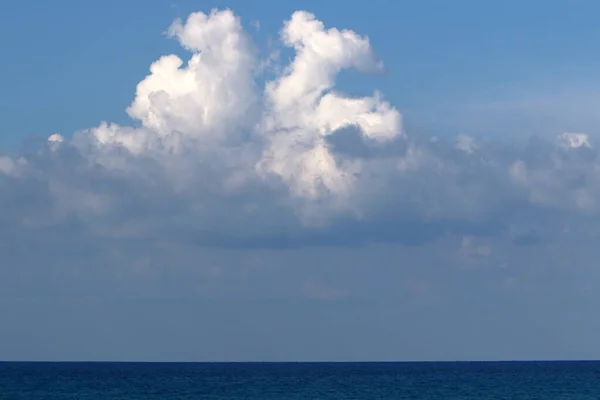 Nubes Lluvia Cielo Sobre Mar Mediterráneo Diciembre Temporada Lluvias Israel — Foto de Stock