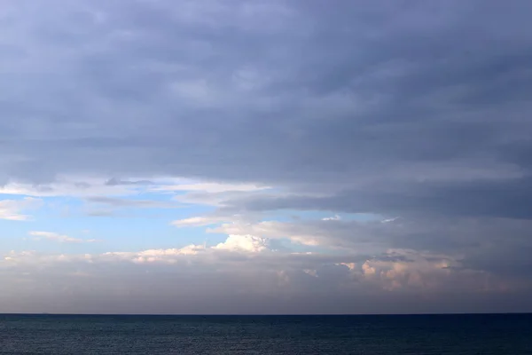 Nuvole Pioggia Nel Cielo Sul Mar Mediterraneo Dicembre Stagione Delle — Foto Stock