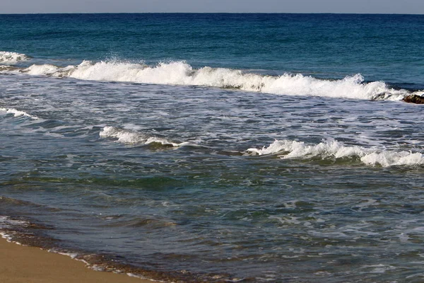 Praia Deserta Durante Quarentena Costa Mediterrânica Inverno 2021 Norte Israel — Fotografia de Stock
