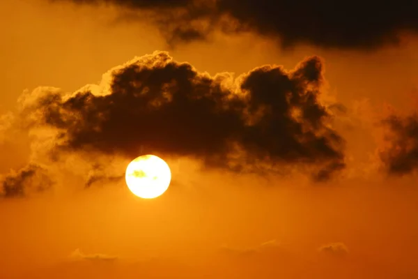 Star Sun Background Thunderclouds Red Sky Sunset — Stock Photo, Image