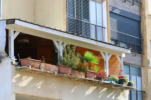 Het Balkon Een Architectonisch Detail Van Woningbouw Israël Een Platform — Stockfoto