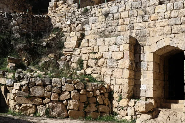 Egy Ősi Kőerődfal Romjai Észak Izraelben Kórházak Ősi Erődjének Romjai — Stock Fotó