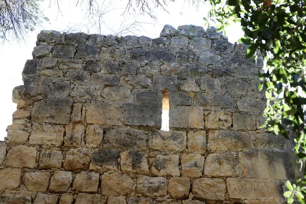 Ruínas Uma Antiga Muralha Pedra Norte Israel Ruínas Antiga Fortaleza — Fotografia de Stock