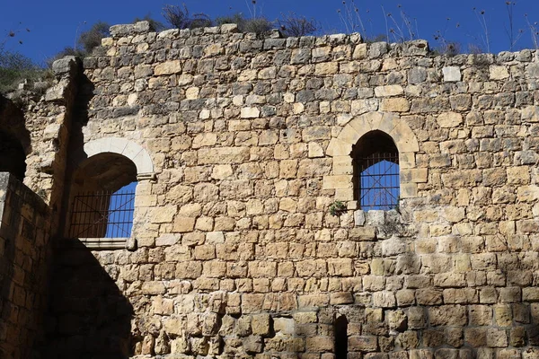 Zřícenina Starobylé Kamenné Hradby Severním Izraeli Zřícenina Starobylé Pevnosti Hospitallers — Stock fotografie