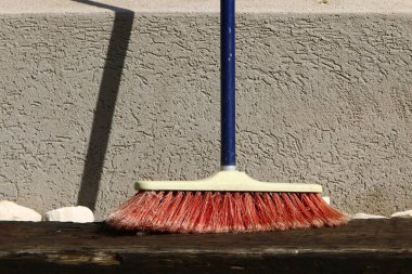 İsrail 'de konut inşaatı için çalışma ve aletler 