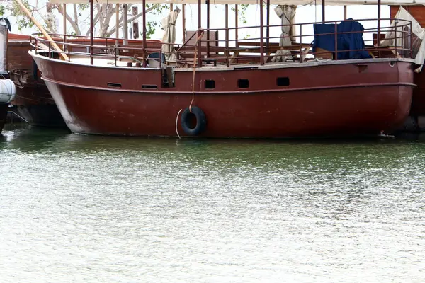 Muelle Para Amarre Barcos Orillas Del Mar Mediterráneo Puerto Tel —  Fotos de Stock