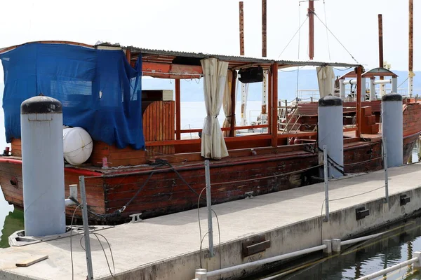 Brygge Fortøyningsbåter Middelhavskysten Tel Aviv Israel – stockfoto