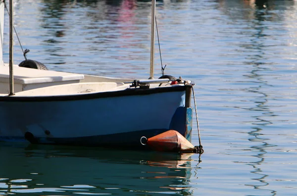 Cais Para Atracar Barcos Nas Margens Mar Mediterrâneo Porto Tel — Fotografia de Stock