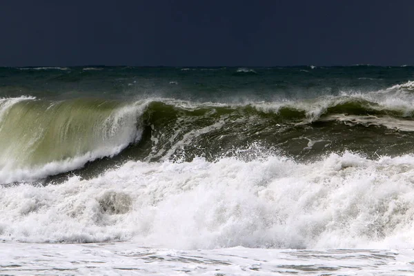 Grandi Onde Vento Nel Mar Mediterraneo Largo Della Costa Israele — Foto Stock