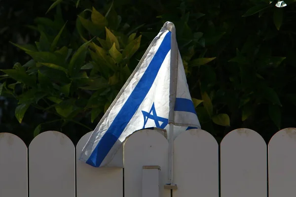 Banderas Blancas Azules Israel Con Estrella David Adornan Las Calles — Foto de Stock