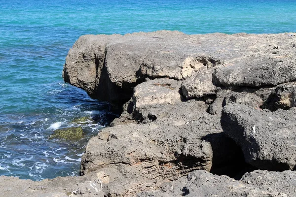Hoge Kliffen Aan Kust Van Middellandse Zee Rotsachtige Kust — Stockfoto