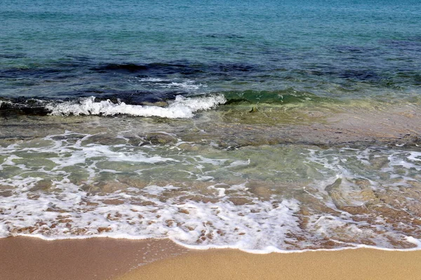 Sandstrand Medelhavets Stränder Israel Varm Sommardag Norra Israel — Stockfoto