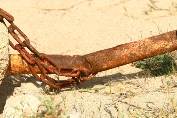 고철에 부식성 녹슬었어 다리미 로인한 것이다 — 스톡 사진