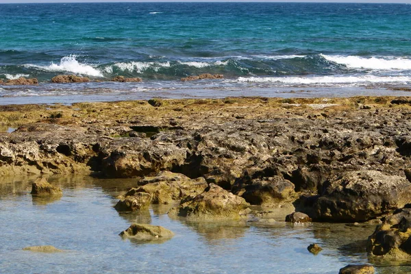 Rotsachtige Middellandse Zeekust Het Noorden Van Israël — Stockfoto