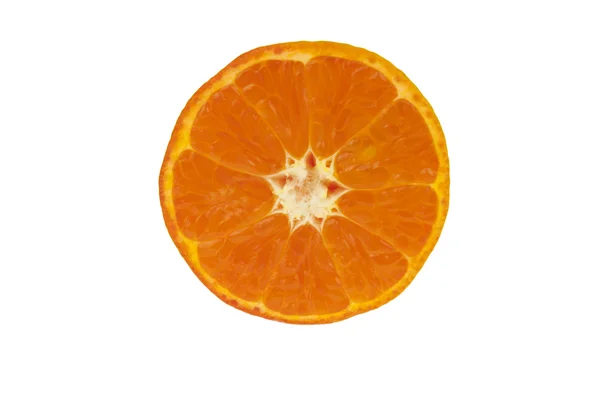 Mandarina laranja isolada sobre um fundo preto — Fotografia de Stock