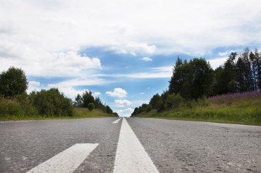 Mesafe içine basık için yolun