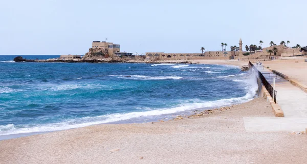 Binalar içinde harap şehrin Caesarea parçası