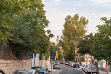 Kudüs, İsrail, 24 Ekim 2020: Eski Kudüs kenti yakınlarındaki HaAyin Het Caddesi