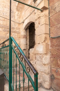 İsrail 'in eski Kudüs kentinin Müslüman bölgesinde kapısı olmayan bir evin girişi.