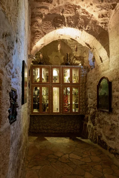 Beytüllahim, İsrail, 09 Aralık 2020: İsrail, Filistin Yönetimi 'ndeki Beyt Sahrindeki Rum Ortodoks Çoban Alanındaki Çobanların Mağarası