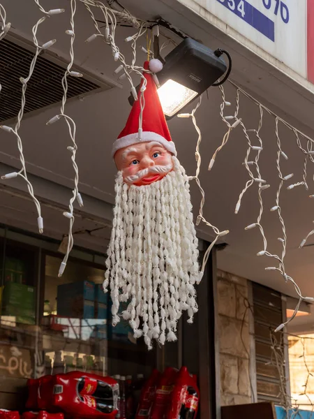 Haifa Israel Diciembre 2020 Santa Claus Enfrenta Como Decoración Para — Foto de Stock