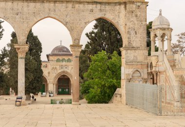Canyorlar, El Aksa Camii ve Ayubid Minbar İsrail 'in Kudüs şehrindeki Tapınak Tepesi' nde.