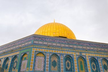 İsrail 'in Kudüs şehrindeki Tapınak Dağı' ndaki Kubbe Kaya Camii.