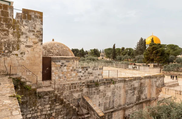 Jerozolima Izrael Marca 2021 Widok Muru Otaczającego Górę Świątynną Pobliżu — Zdjęcie stockowe