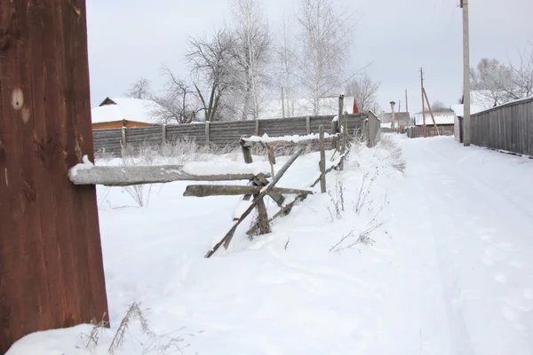 Das Dorf im Winter — Stockfoto