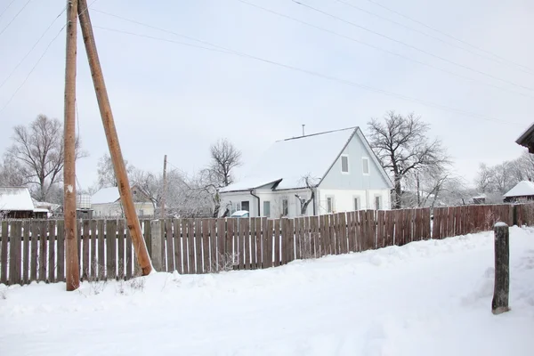 Il villaggio in inverno — Foto Stock