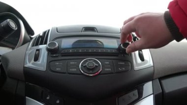 el araba radyo radyo ve radyo için ekranın arar tunes