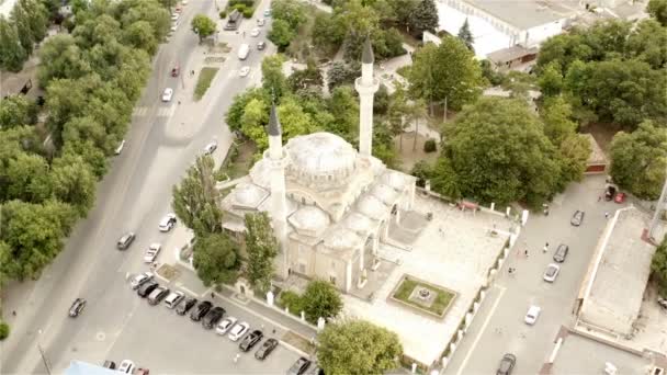 Vista superior de la Mezquita Juma Jami en un día nublado — Vídeo de stock